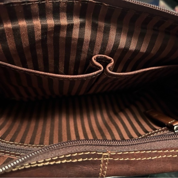 Jack Georges Savio Horseshoe Tooled Leather Crossbody Bag - Picture 8 of 13